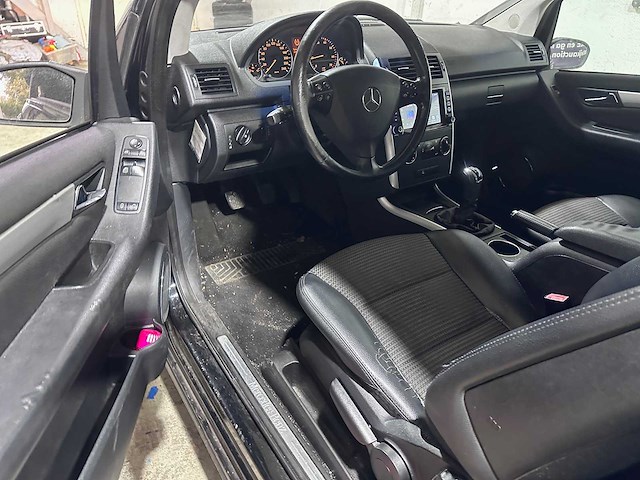 Mercedes-benz - a-klasse - 170 avantgarde - 16-rh-kn - afbeelding 19 van  20