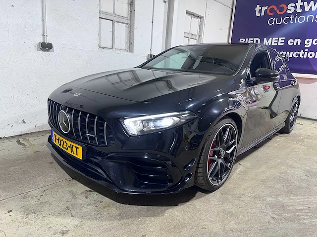 Mercedes-benz - a-klasse - amg 45 s 4matic+ - car - afbeelding 1 van  30