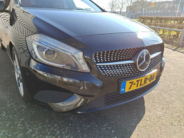 Mercedes-benz - a180 business solution - 2014 - 122pk - afbeelding 17 van  33