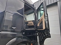 Mercedes-benz - actros - vrachtwagen - afbeelding 17 van  33
