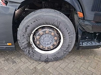 Mercedes-benz - actros - vrachtwagen - afbeelding 25 van  33