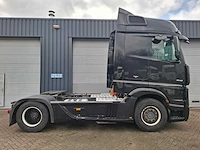 Mercedes-benz - actros - vrachtwagen - afbeelding 29 van  33