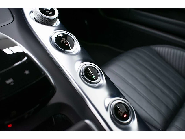 Mercedes-benz - amg gt - roadster - 2017 - afbeelding 16 van  38