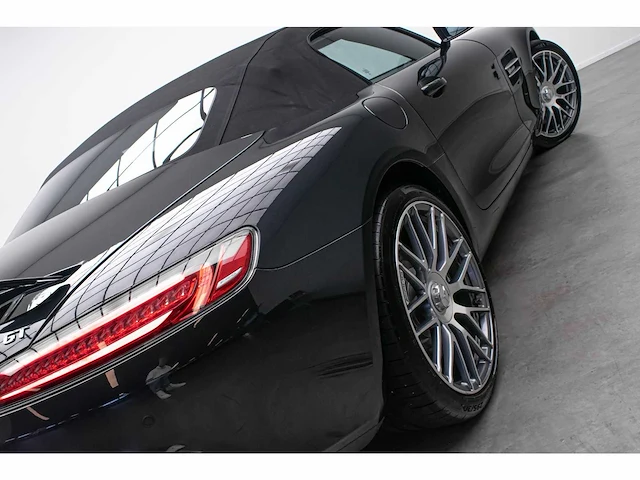 Mercedes-benz - amg gt - roadster - 2017 - afbeelding 37 van  38