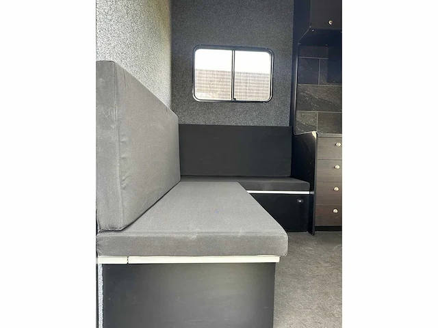 Mercedes-benz - atego - paardenvrachtwagen met living - opbouw zo goed als nieuw - 2014 - afbeelding 7 van  33