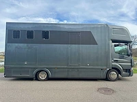 Mercedes-benz - atego - paardenvrachtwagen met living - opbouw zo goed als nieuw - 2014 - afbeelding 23 van  33