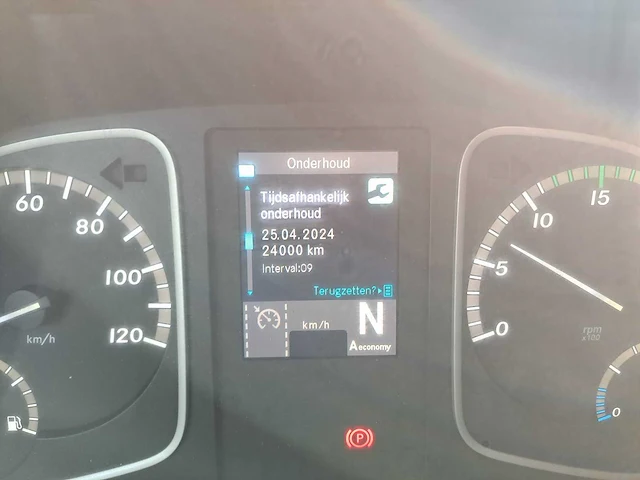Mercedes-benz - atego - vrachtwagen - afbeelding 6 van  26