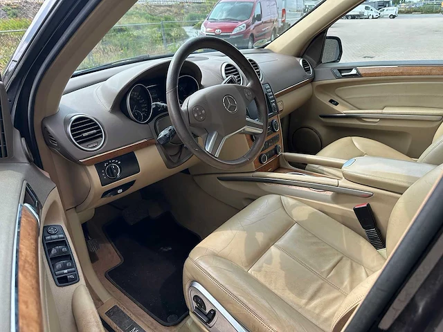Mercedes-benz - automaat - 2009 - gl-klasse - 500 - personenauto - afbeelding 19 van  20