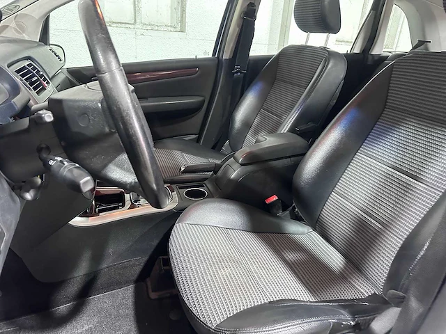 Mercedes-benz - b-klasse - 170 automaat- 05-sj-xz - afbeelding 7 van  19