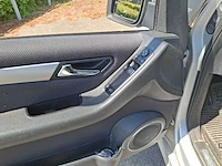 Mercedes-benz - b-klasse - 180 blueefficiency - 2010 - 116pk - afbeelding 5 van  31
