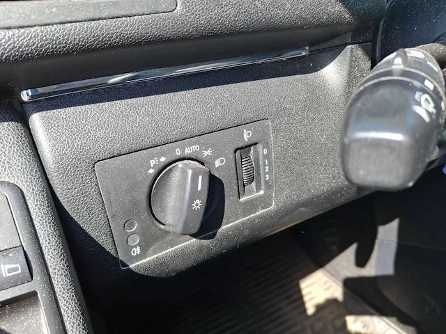 Mercedes-benz - b-klasse - 180 blueefficiency - 2010 - 116pk - afbeelding 7 van  31