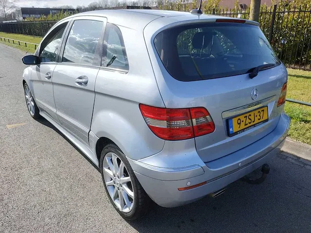 Mercedes-benz - b-klasse - 200 - 9-zsj-37 - 2005 - afbeelding 4 van  9