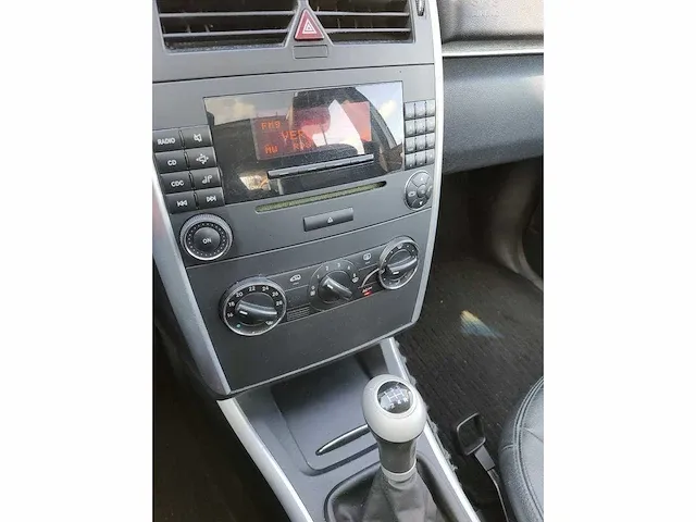 Mercedes-benz - b-klasse - 200 - 9-zsj-37 - 2005 - afbeelding 8 van  9