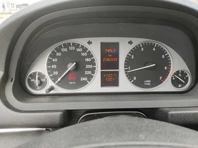 Mercedes-benz - b-klasse - 200 - 9-zsj-37 - 2005 - afbeelding 9 van  9