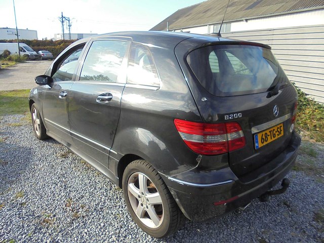 Mercedes-benz - b-klasse automaat - 200 cdi exec. class - 68-tg-sf - afbeelding 10 van  15