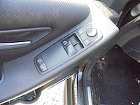 Mercedes-benz - b-klasse automaat - 200 cdi exec. class - 68-tg-sf - afbeelding 15 van  15