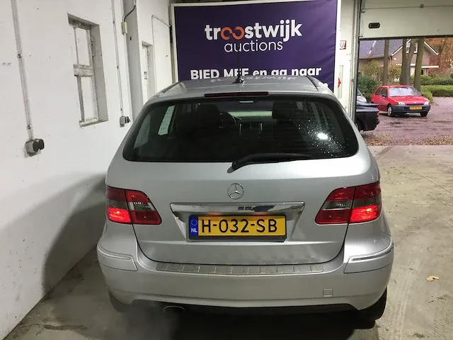Mercedes-benz - b180 automaat - h-032-sb - afbeelding 1 van  15