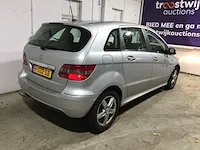 Mercedes-benz - b180 automaat - h-032-sb - afbeelding 2 van  15