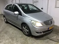 Mercedes-benz - b180 automaat - h-032-sb - afbeelding 4 van  15