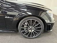 Mercedes-benz - c 63 amg - v8 - klasse - personenauto - 2009 - afbeelding 21 van  31