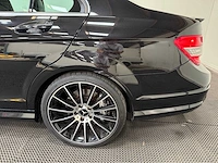 Mercedes-benz - c 63 amg - v8 - klasse - personenauto - 2009 - afbeelding 22 van  31