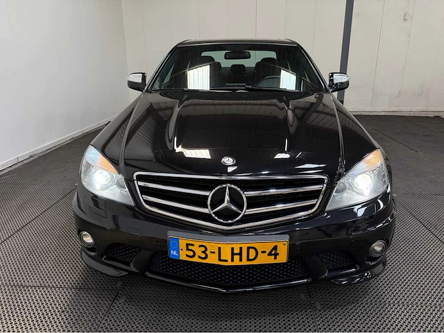 Mercedes-benz - c 63 amg - v8 - klasse - personenauto - 2009 - afbeelding 31 van  31