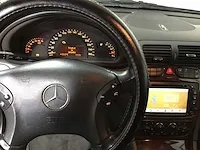 Mercedes-benz - c-klasse - 180 elegance - 83-tx-xf - afbeelding 2 van  24