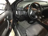 Mercedes-benz - c-klasse - 180 elegance - 83-tx-xf - afbeelding 24 van  24