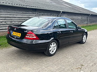 Mercedes-benz - c-klasse - 200 cdi classic - car - 2004 - afbeelding 9 van  25