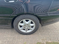 Mercedes-benz - c-klasse - 200 cdi classic - car - 2004 - afbeelding 17 van  25