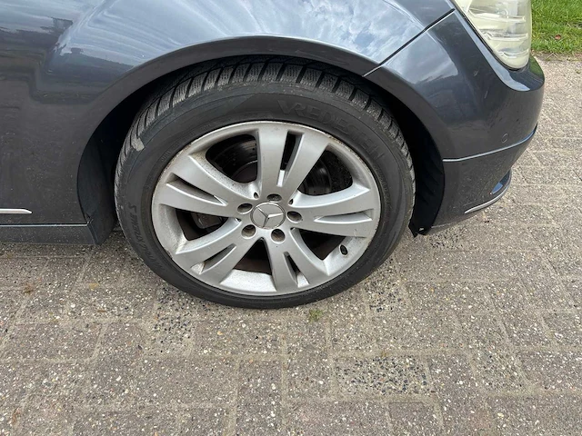 Mercedes-benz - c-klasse - 220 cdi avantgarde - car - 2007 - afbeelding 14 van  23