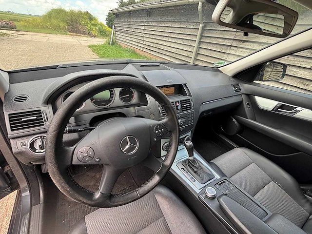 Mercedes-benz - c-klasse - 220 cdi avantgarde - car - 2007 - afbeelding 22 van  23