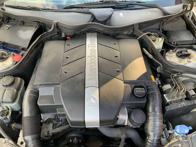Mercedes-benz - c-klasse - 240 elegance - youngtimer > 15 - afbeelding 16 van  28