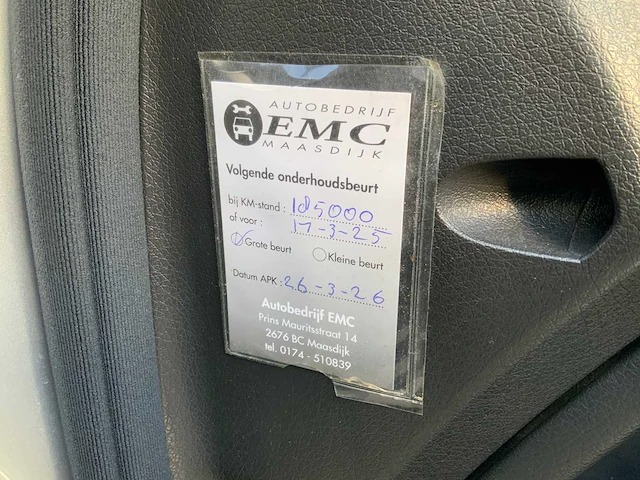 Mercedes-benz - c-klasse - 240 elegance - youngtimer > 15 - afbeelding 17 van  28