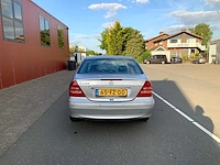 Mercedes-benz - c-klasse - 240 elegance - youngtimer > 15 - afbeelding 23 van  28