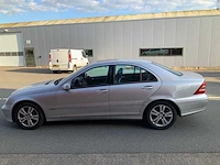 Mercedes-benz - c-klasse - 240 elegance - youngtimer > 15 - afbeelding 25 van  28