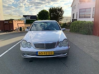 Mercedes-benz - c-klasse - 240 elegance - youngtimer > 15 - afbeelding 26 van  28