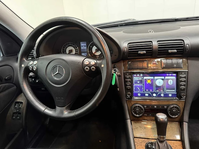 Mercedes-benz - c-klasse - combi - 55 amg - personenauto - 2005 - afbeelding 6 van  38