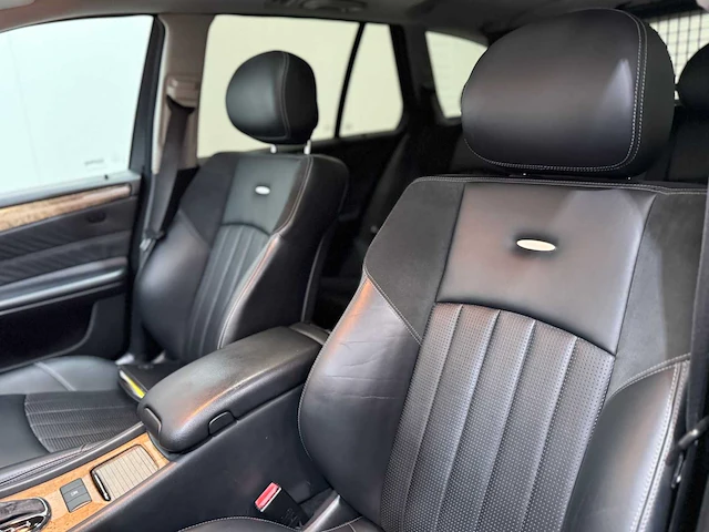 Mercedes-benz - c-klasse - combi - 55 amg - personenauto - 2005 - afbeelding 14 van  38