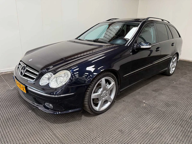 Mercedes-benz - c-klasse - combi - 55 amg - personenauto - 2005 - afbeelding 12 van  38