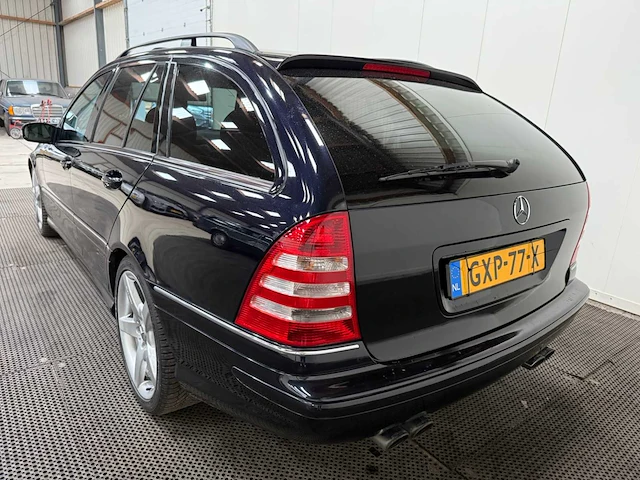 Mercedes-benz - c-klasse - combi - 55 amg - personenauto - 2005 - afbeelding 37 van  38