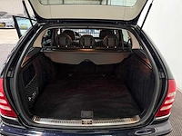 Mercedes-benz - c-klasse - combi - 55 amg - personenauto - 2005 - afbeelding 28 van  38