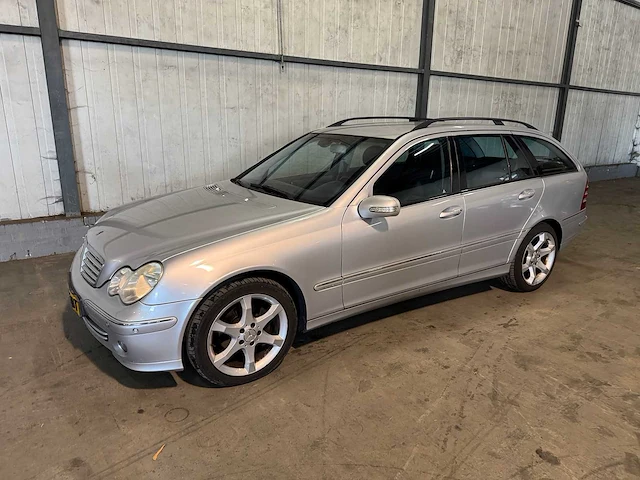 Mercedes-benz - c-klasse combi - 200 cdi avantgarde bouwjaar: 2007 - 63-xr-bt - afbeelding 16 van  20