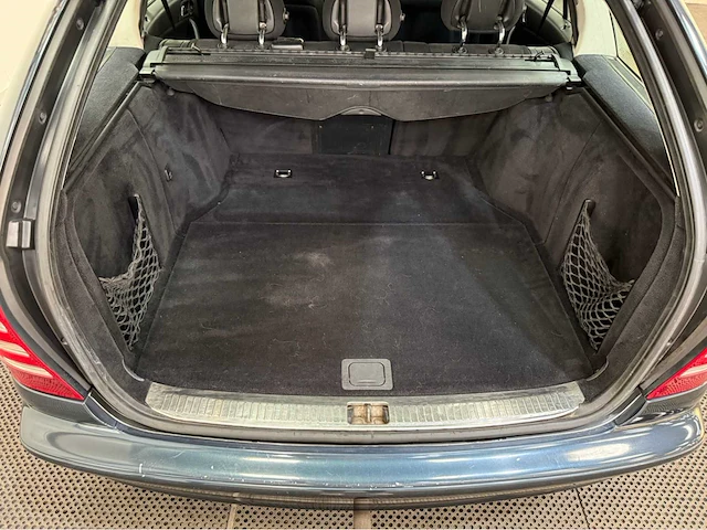 Mercedes-benz - c-klasse combi - personenauto - 2004 - afbeelding 22 van  28