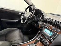 Mercedes-benz - c-klasse combi - personenauto - 2004 - afbeelding 3 van  28