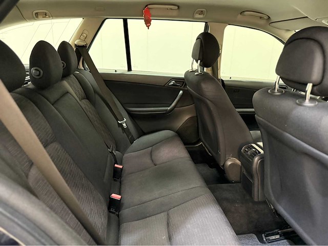 Mercedes-benz - c-klasse combi - personenauto - 2004 - afbeelding 6 van  28