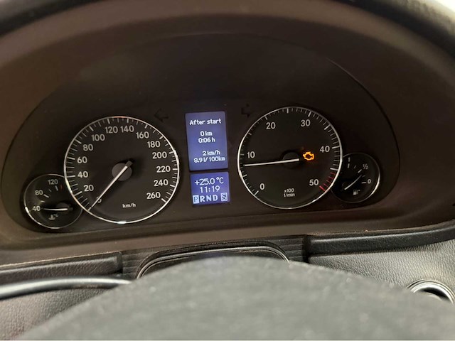 Mercedes-benz - c-klasse combi - personenauto - 2004 - afbeelding 10 van  28