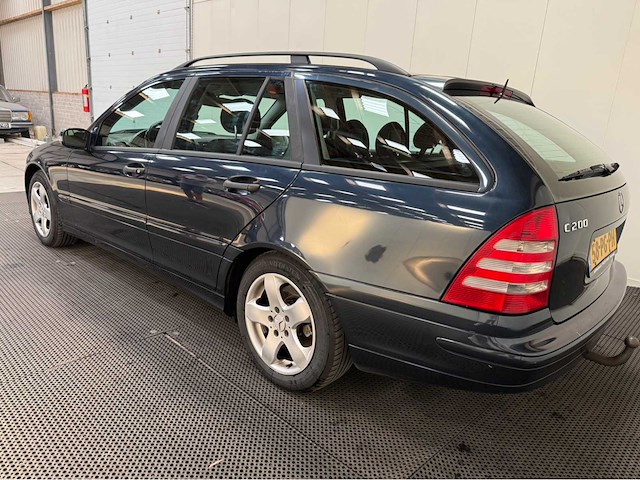 Mercedes-benz - c-klasse combi - personenauto - 2004 - afbeelding 22 van  28