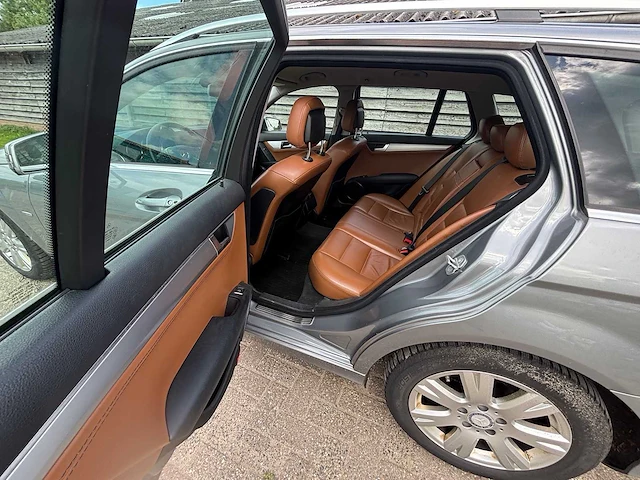 Mercedes-benz - c-klasse estate - 220 cdi bnscl. - car - 2012 - afbeelding 2 van  18