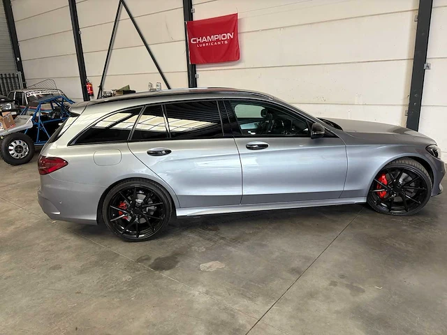 Mercedes-benz - c-klasse estate - c43 amg 4matic - personenauto - afbeelding 38 van  47